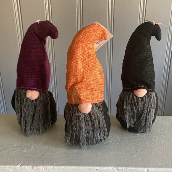 NWT- Set of 3- Purple, Orange & Black Hat get lkui Halloween Gnomes Decorations - Picture 16 of 17